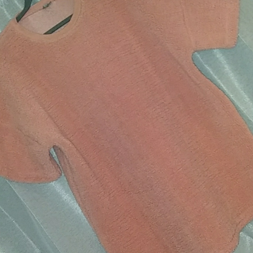 Shirt - Picture 3 of 4
